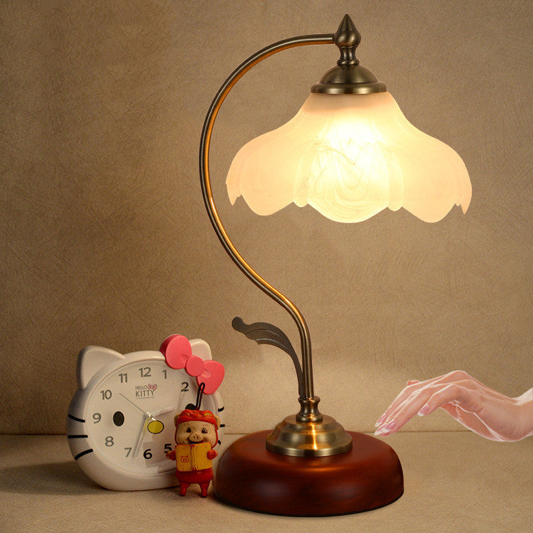 Bedside Lamp Light Warm And Romantic Touch Sensor
